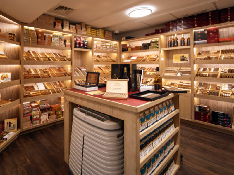 Turmeaus Cigars & Tobacco - Norfolk